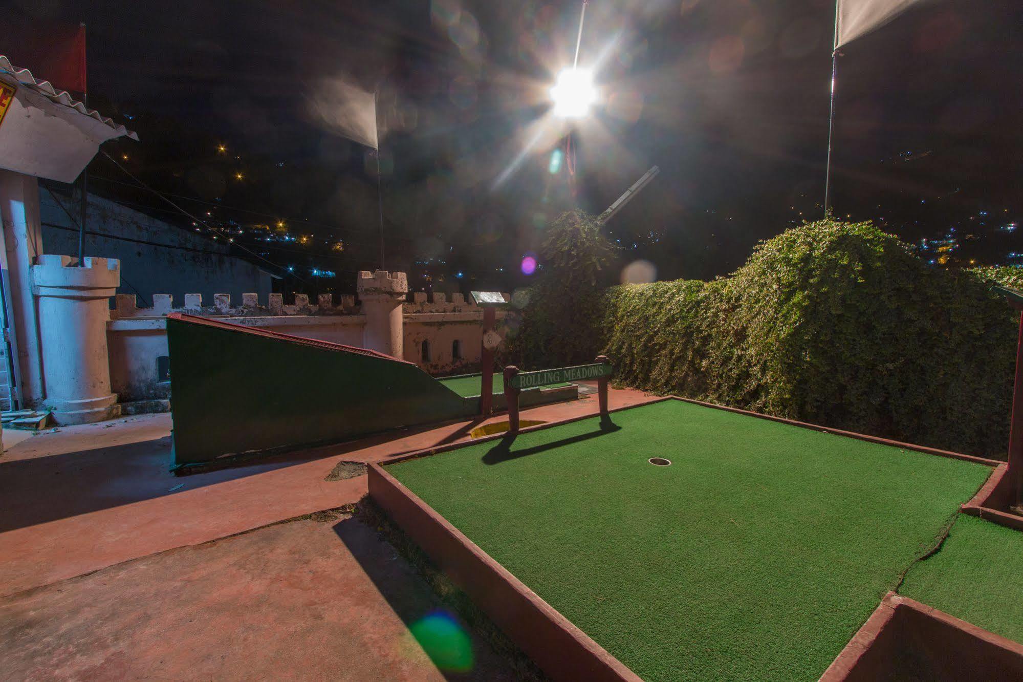 נייניטל Himalaya Hotel מראה חיצוני תמונה